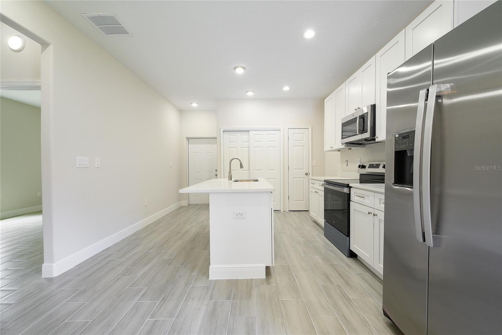 Image 10 of 30 For 150 Mandrake Street