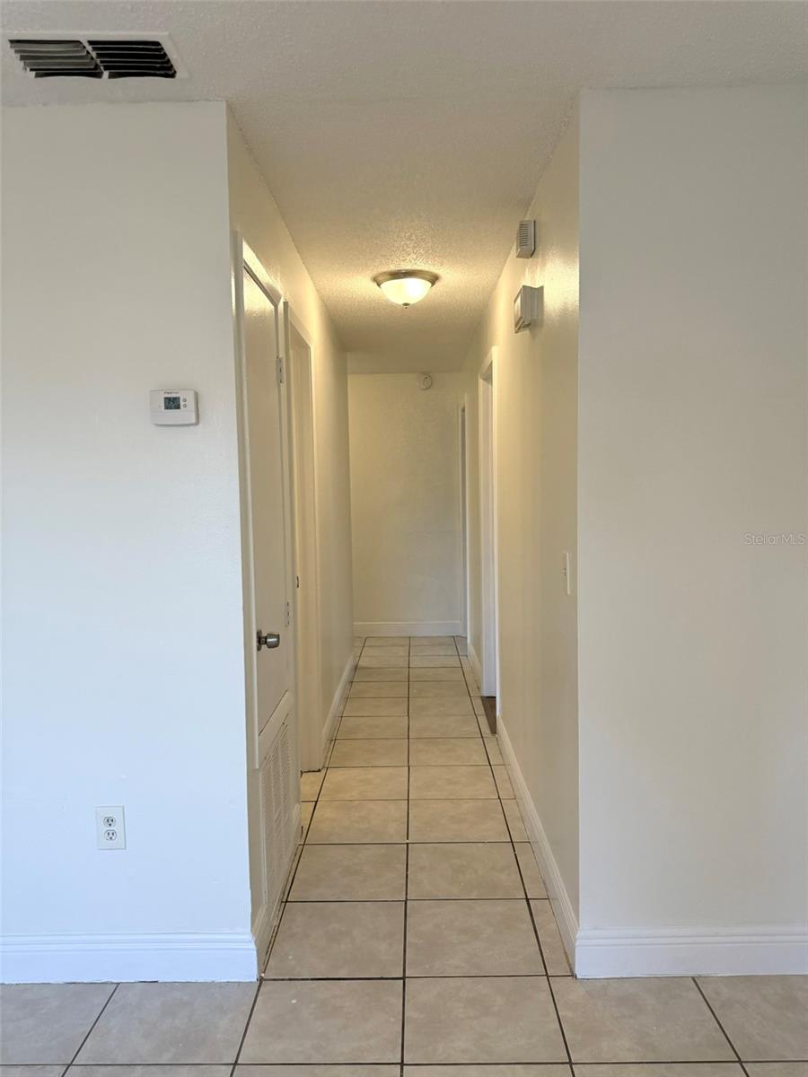 Image 11 of 32 For 301 26 Street