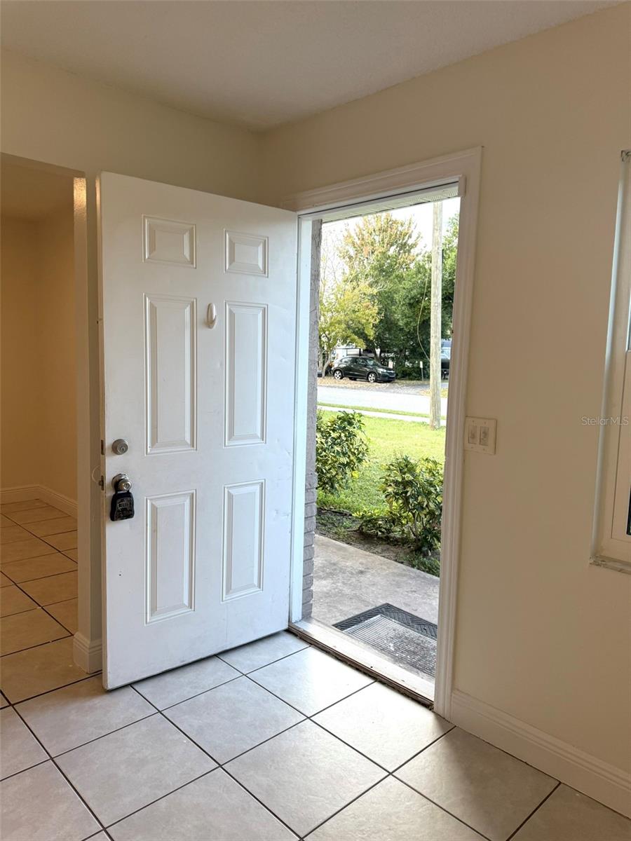 Image 12 of 32 For 301 26 Street