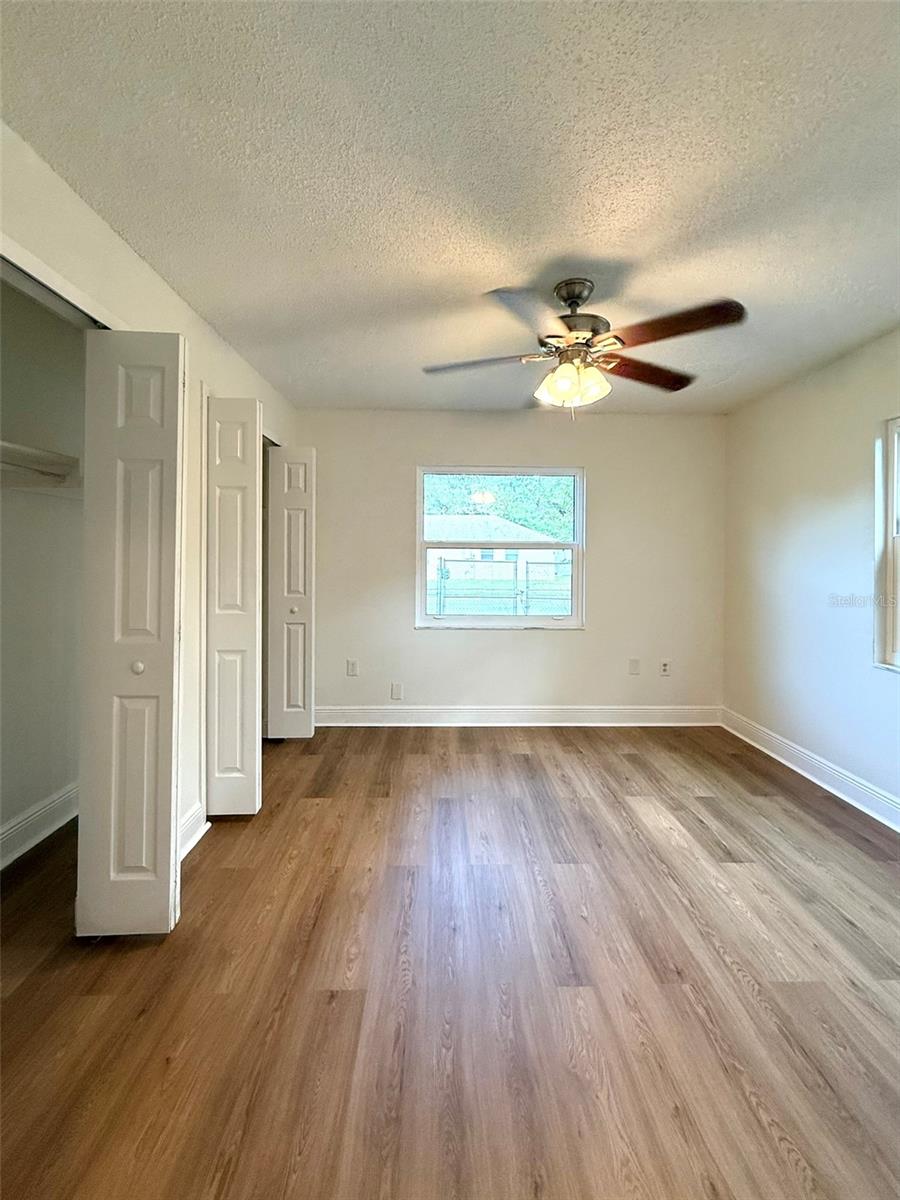 Image 22 of 32 For 301 26 Street