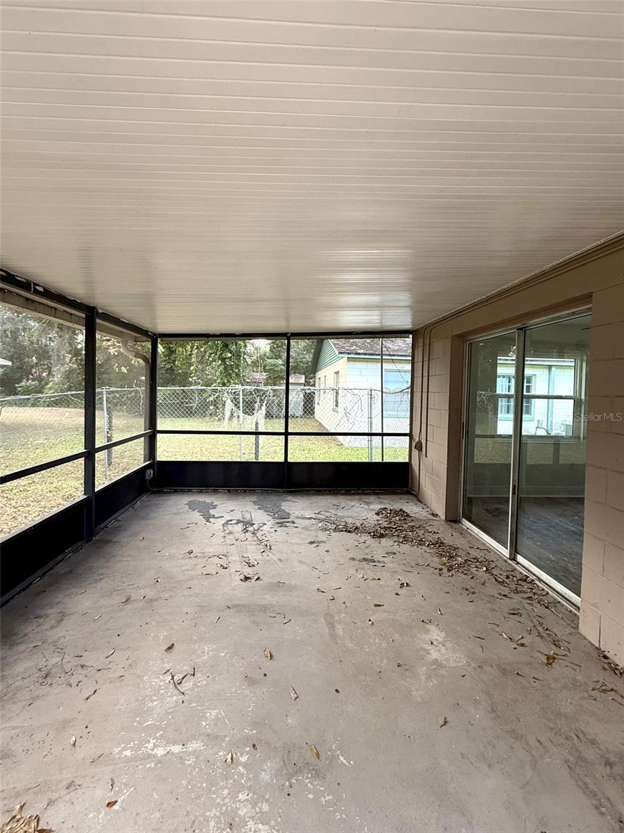 Image 31 of 32 For 301 26 Street