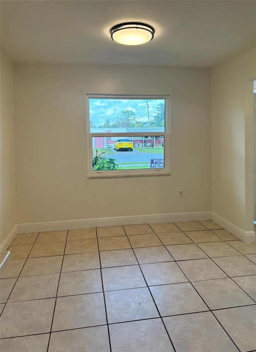 Image 9 of 32 For 301 26 Street