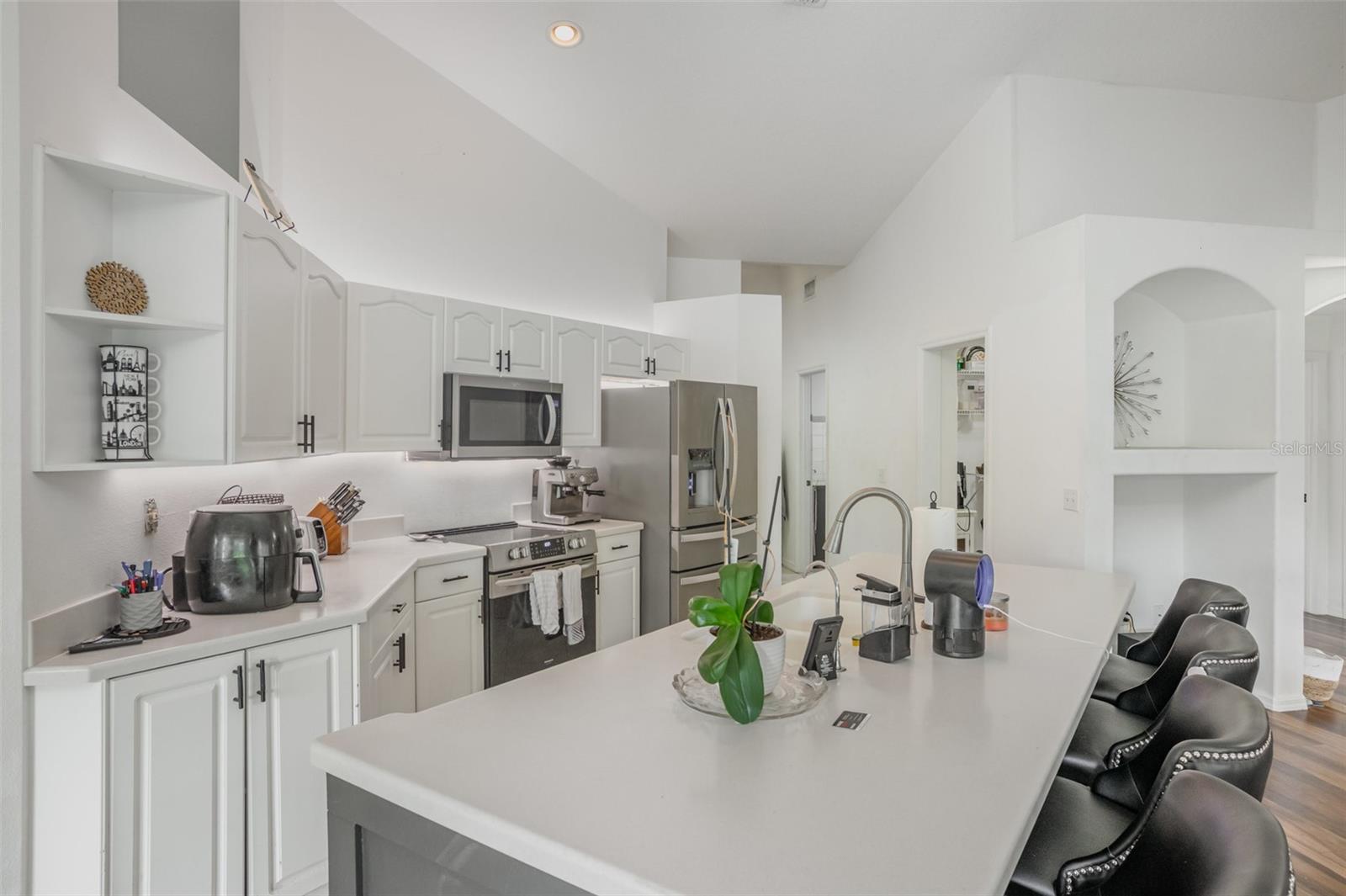 Image 12 of 30 For 1356 Canary Drive