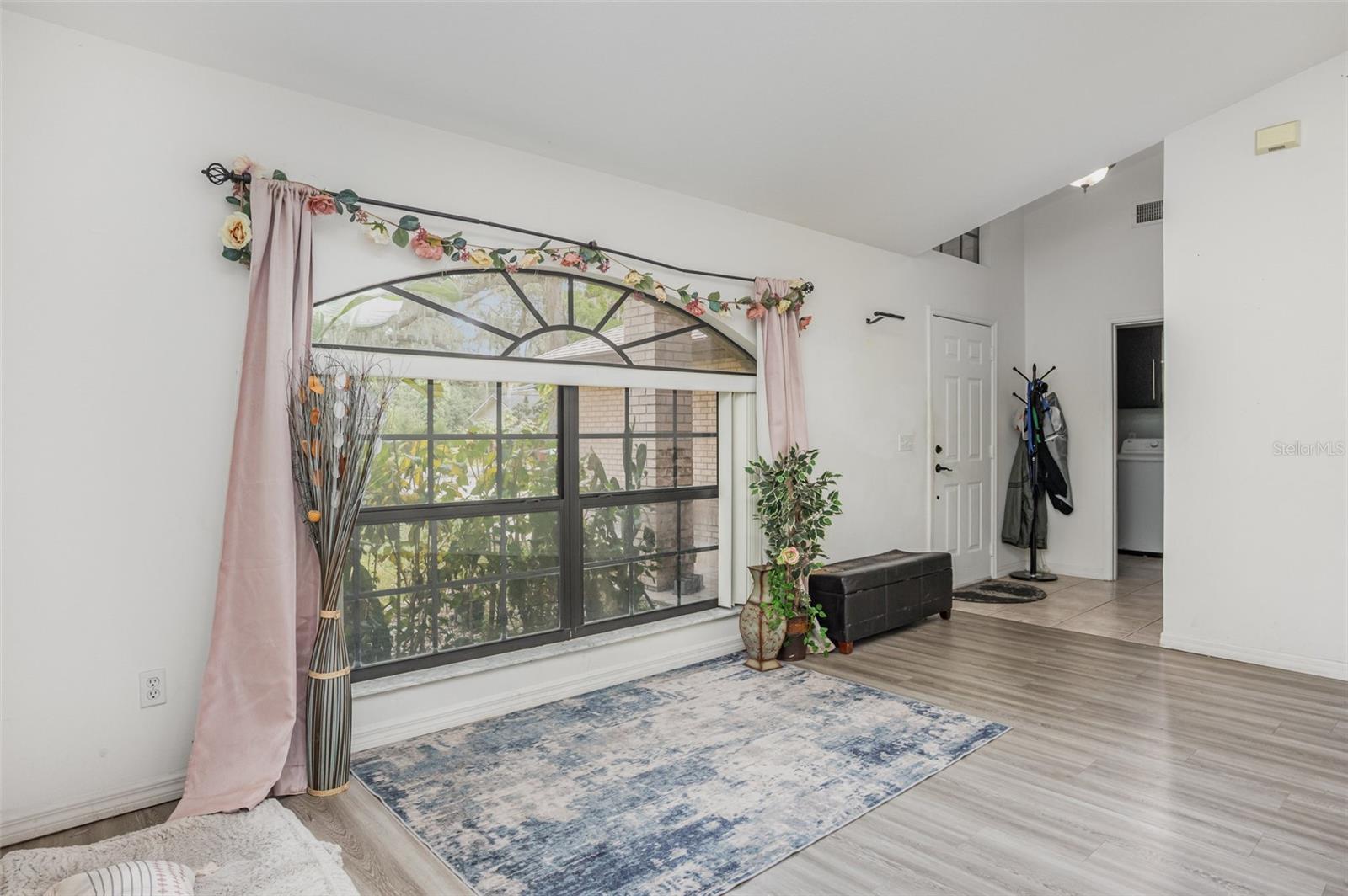 Image 3 of 30 For 1356 Canary Drive