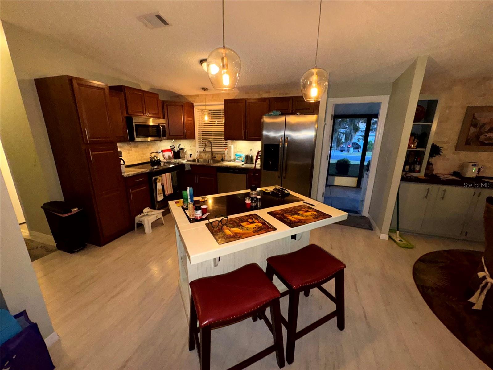 Image 11 of 49 For 813 Saint Andrews Boulevard