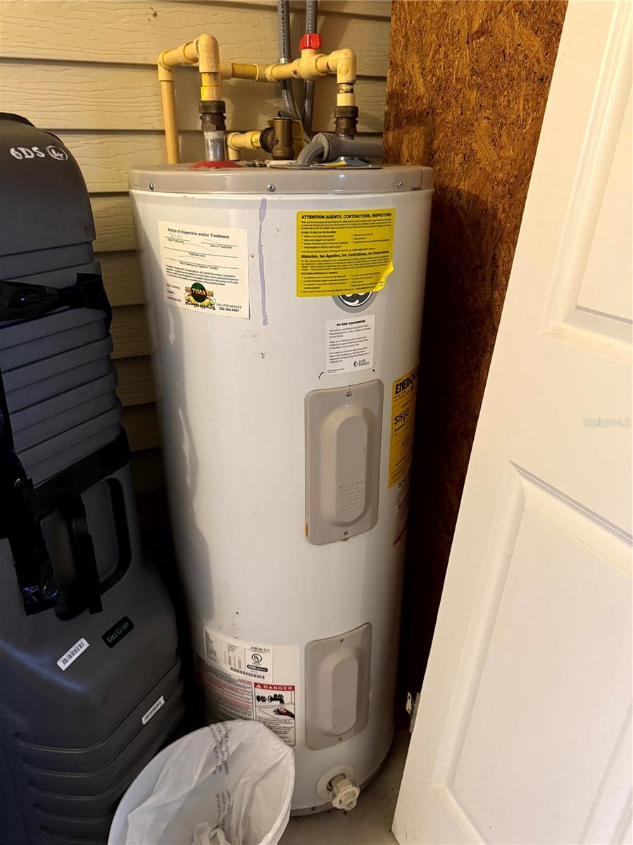 Image 36 of 49 For 813 Saint Andrews Boulevard