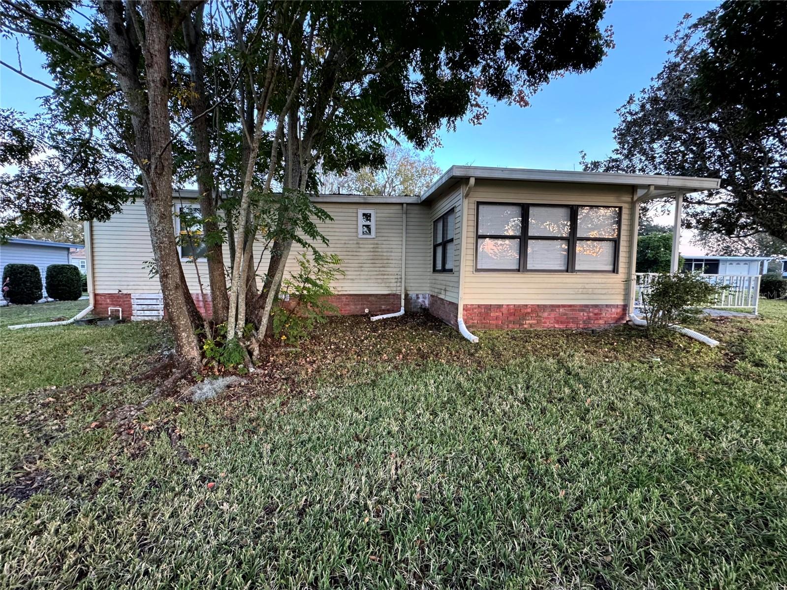 Image 41 of 49 For 813 Saint Andrews Boulevard