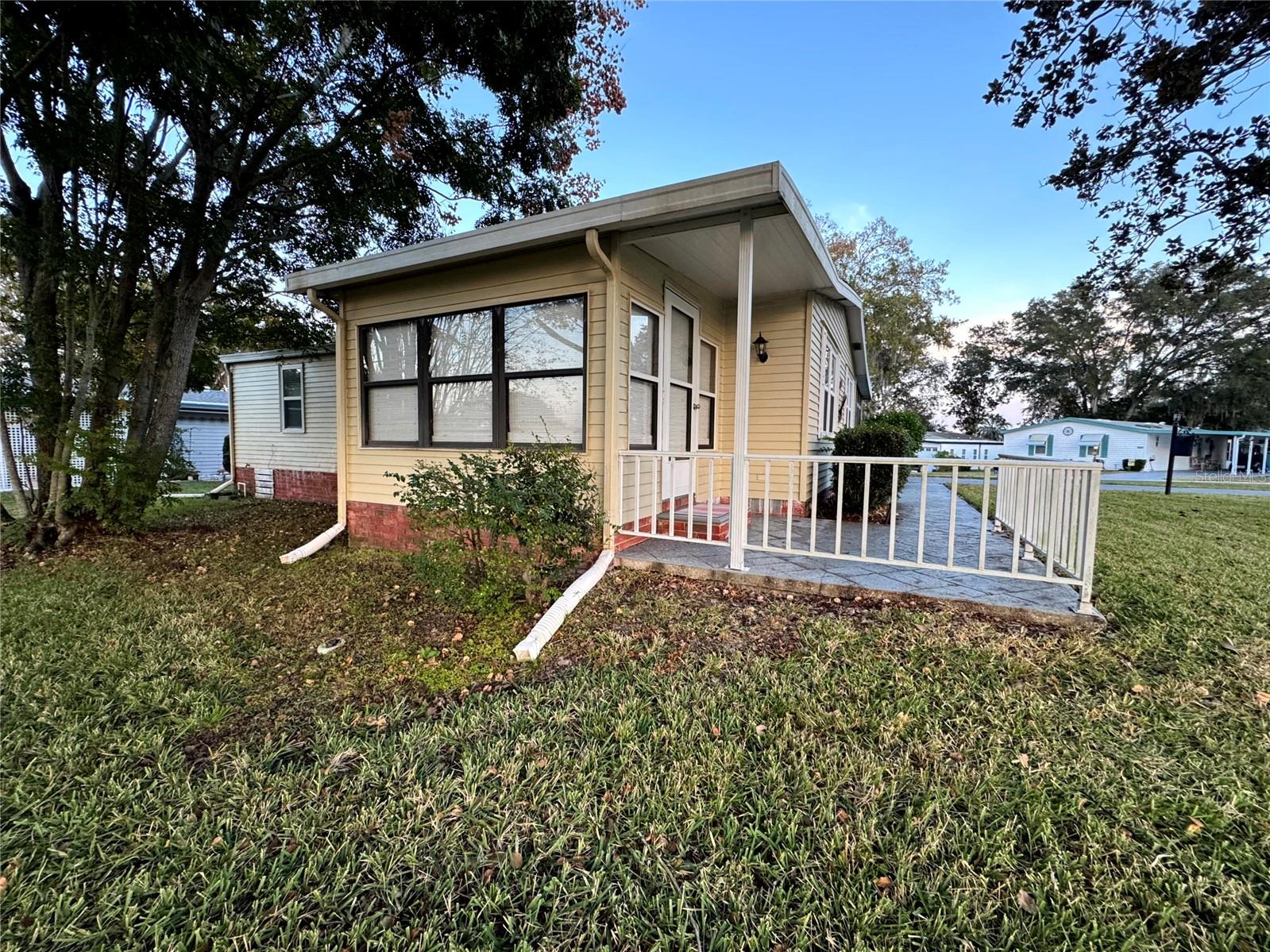 Image 42 of 49 For 813 Saint Andrews Boulevard