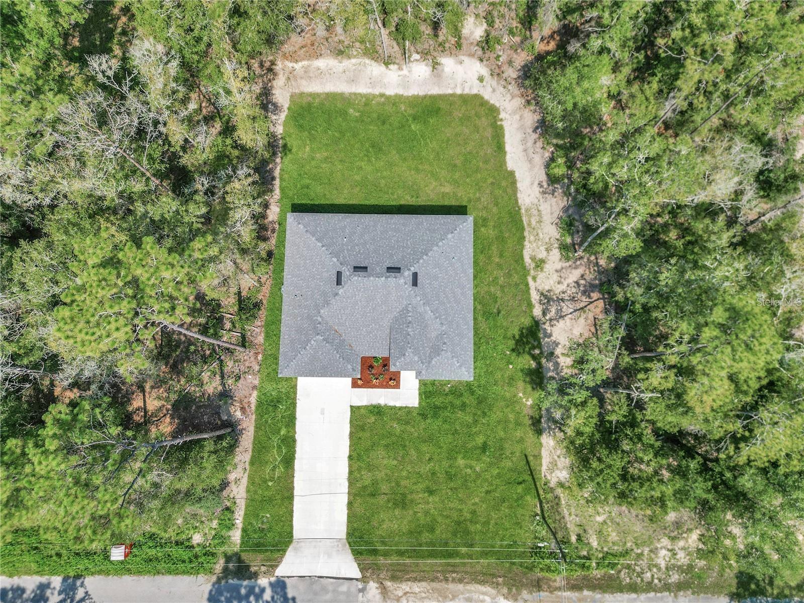 Listing photo id 12 for 9311 Sherman Drive