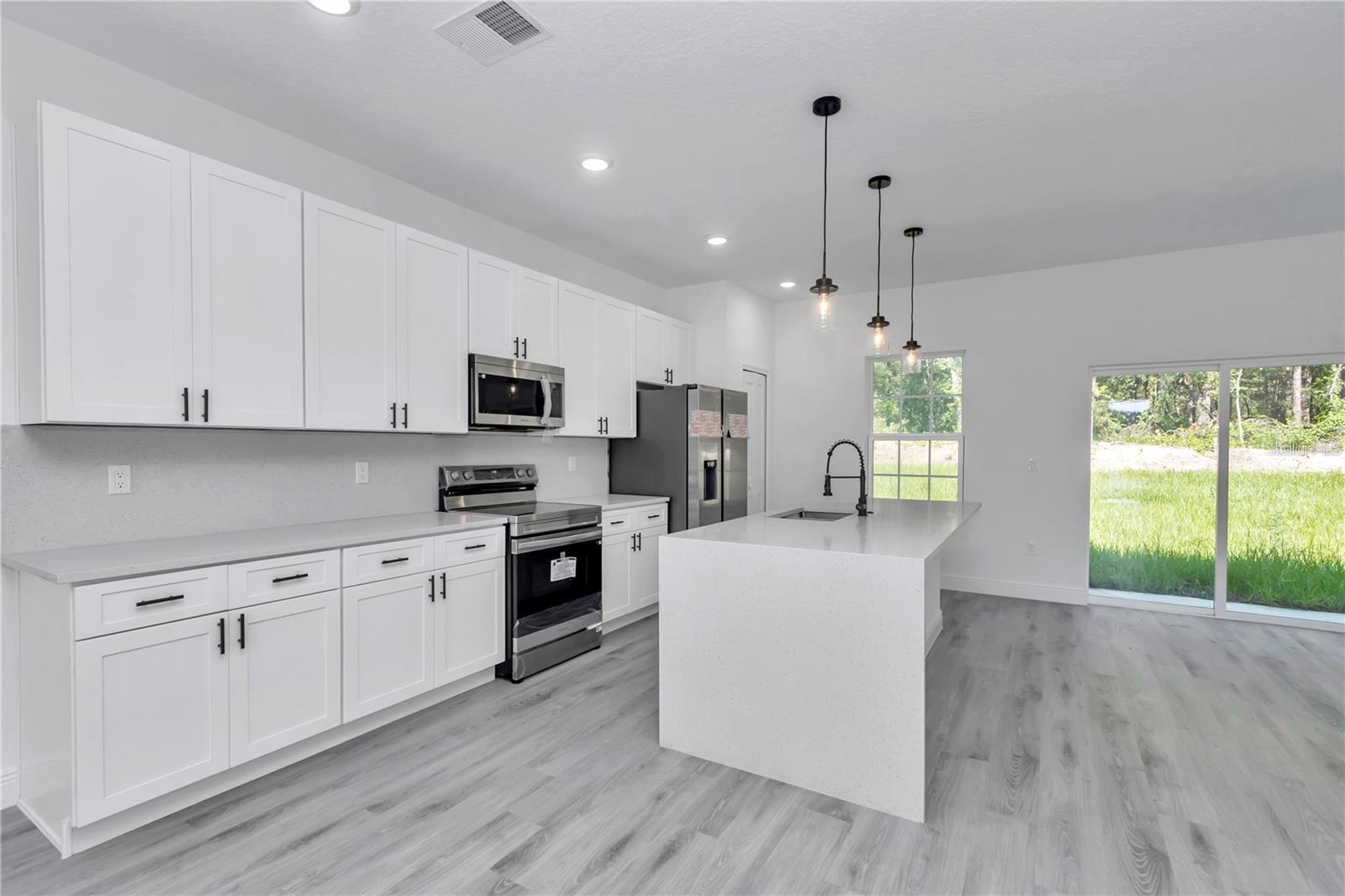 Listing photo id 19 for 9311 Sherman Drive