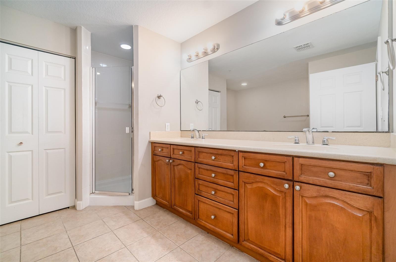 Image 13 of 30 For 6312 Buford Street 304