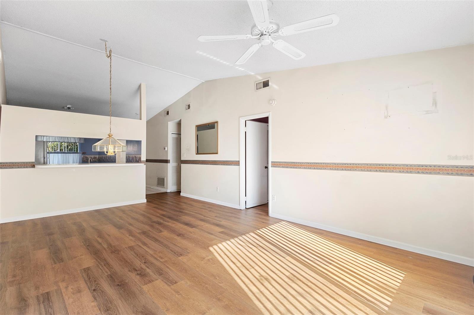 Image 24 of 27 For 170 Sand Pine Circle