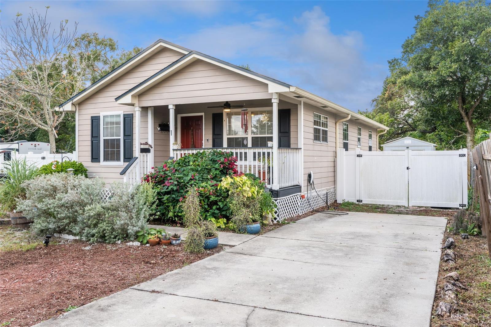 Image 2 of 28 For 320 N. New Hampshire