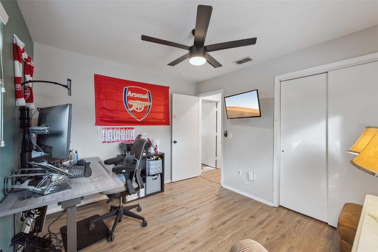 Image 20 of 28 For 320 N. New Hampshire