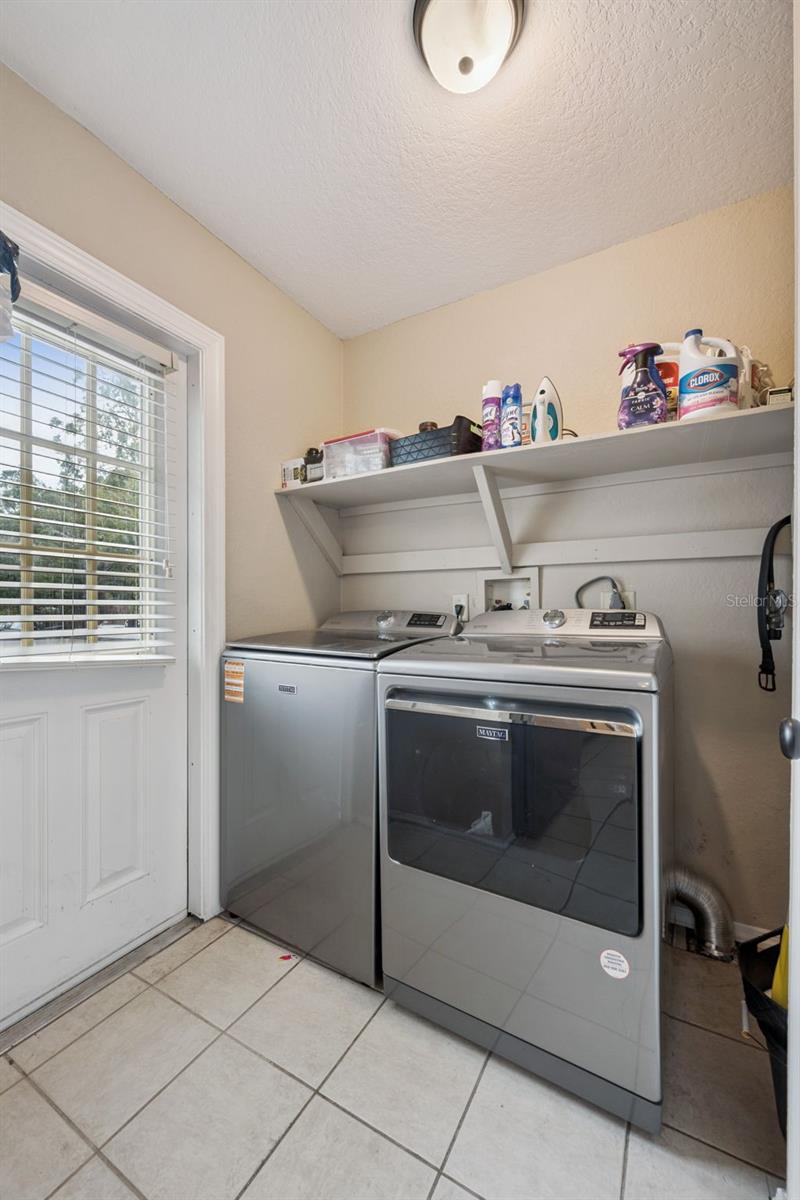 Image 23 of 28 For 320 N. New Hampshire