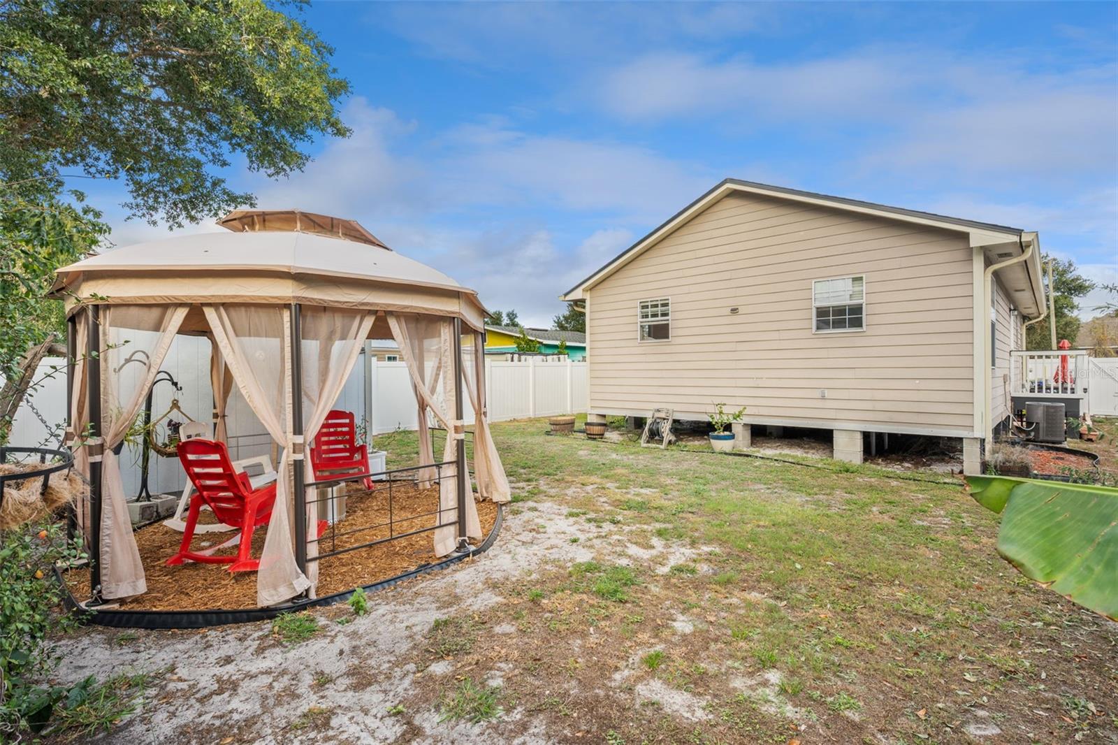 Image 27 of 28 For 320 N. New Hampshire