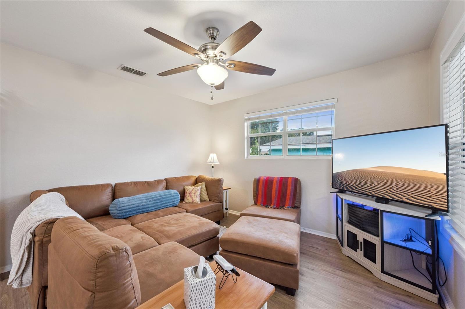 Image 6 of 28 For 320 N. New Hampshire