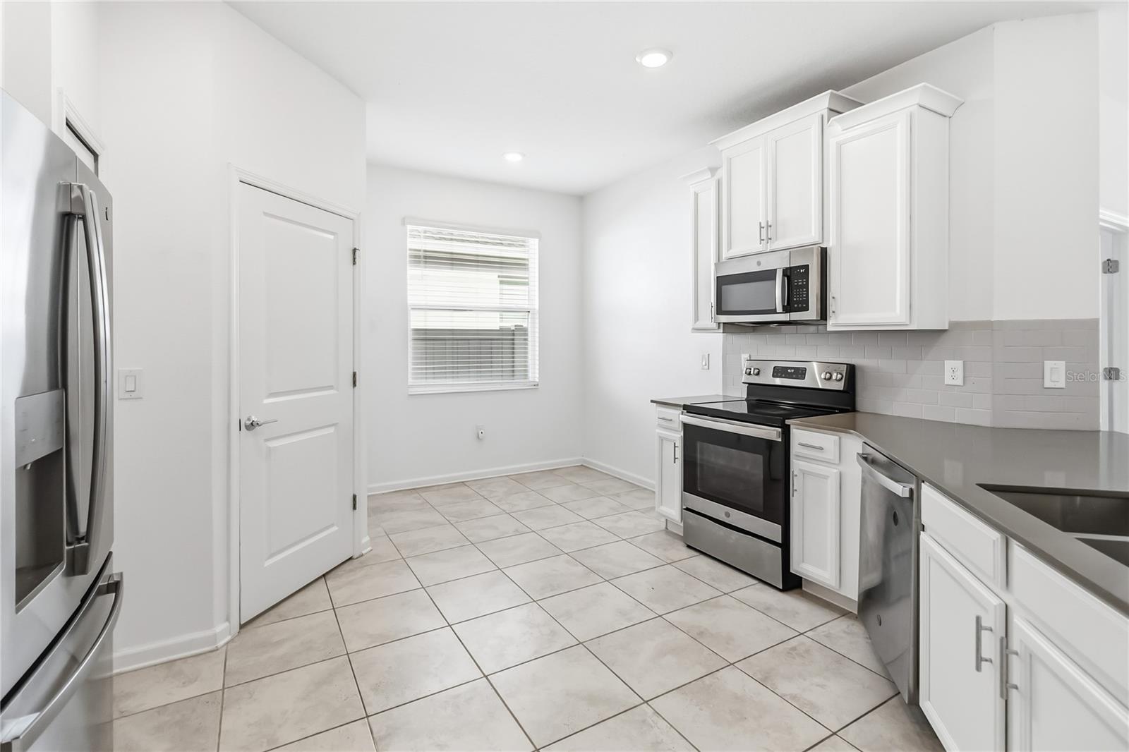 Image 14 of 49 For 6300 Chirpine Lane