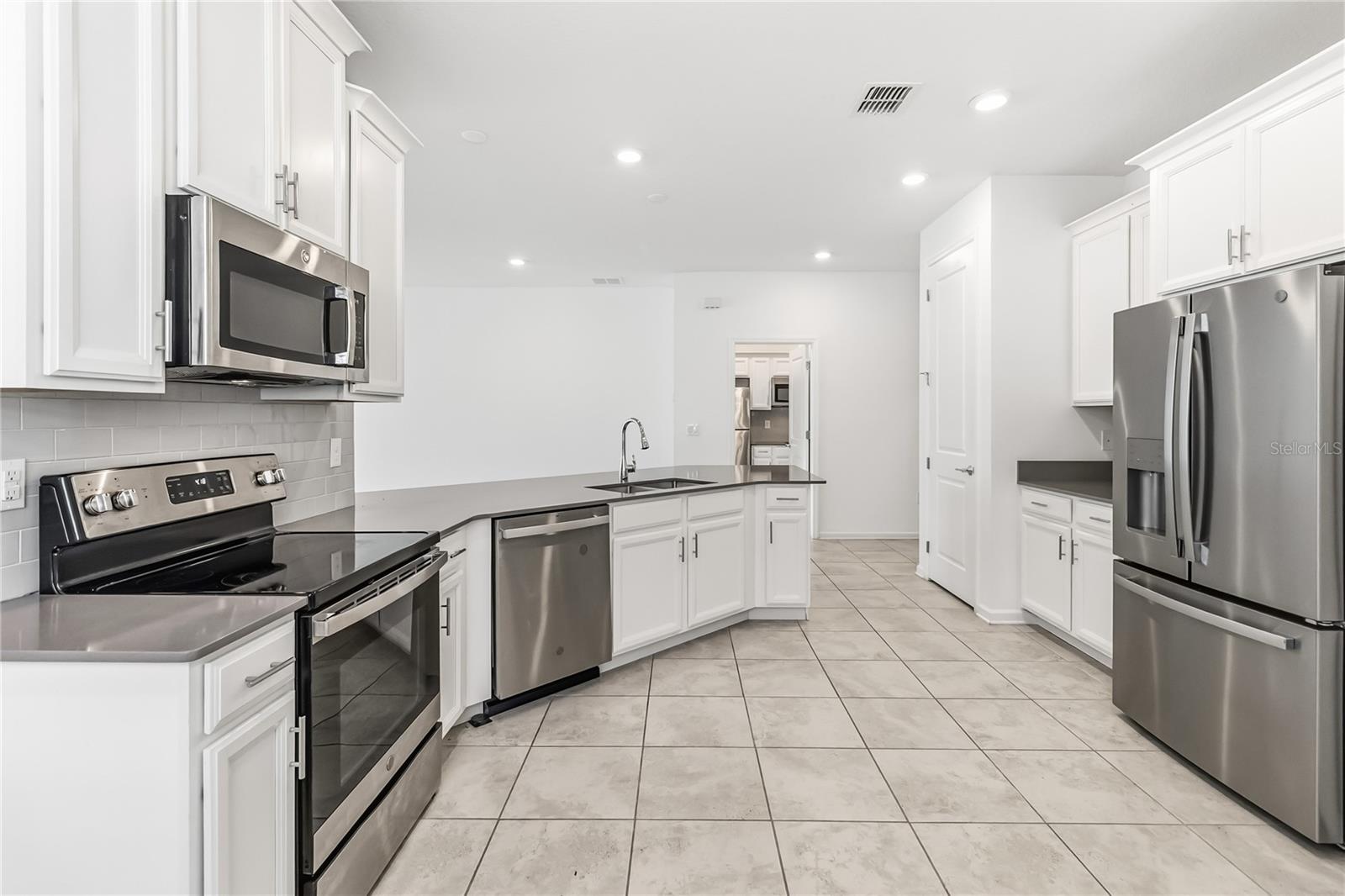 Image 16 of 49 For 6300 Chirpine Lane