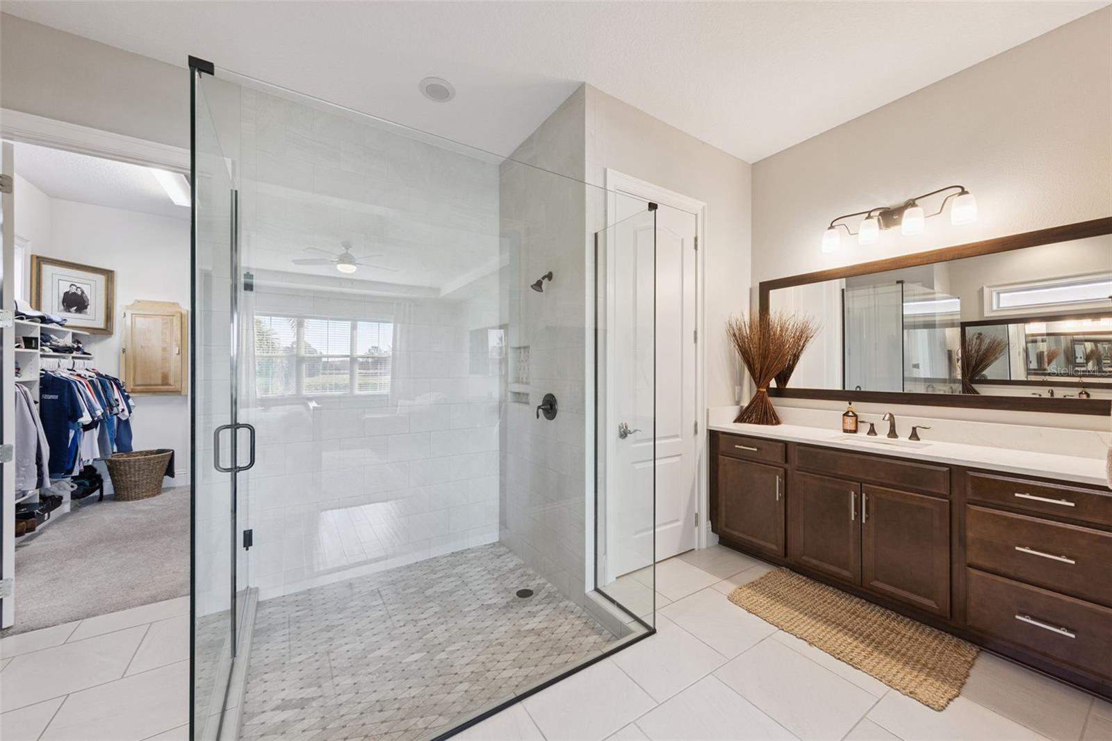 Image 18 of 73 For 13436 Heswall Run