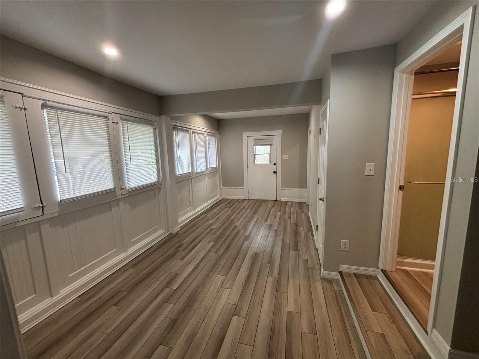 Image 3 of 16 For 107 W 6th Street  A