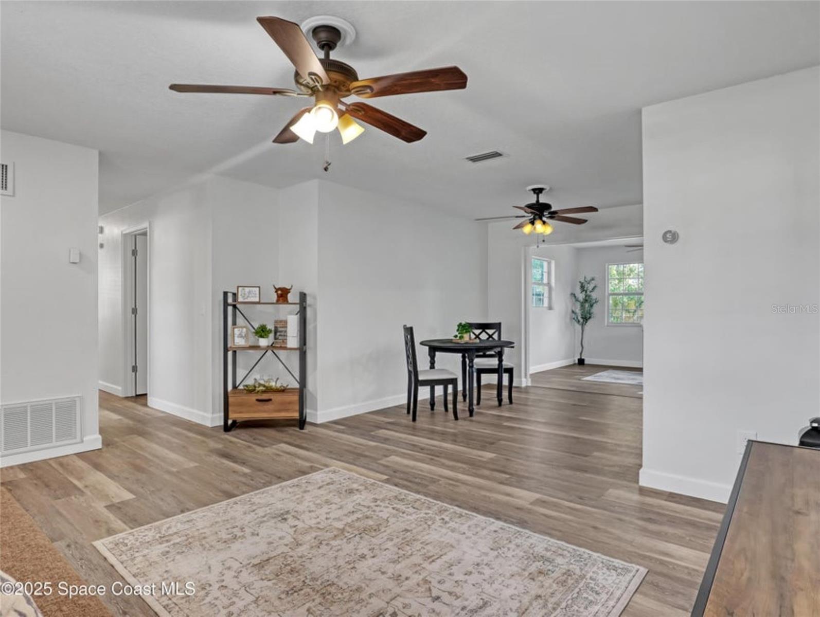 Image 10 of 32 For 4995 Sharlene Drive