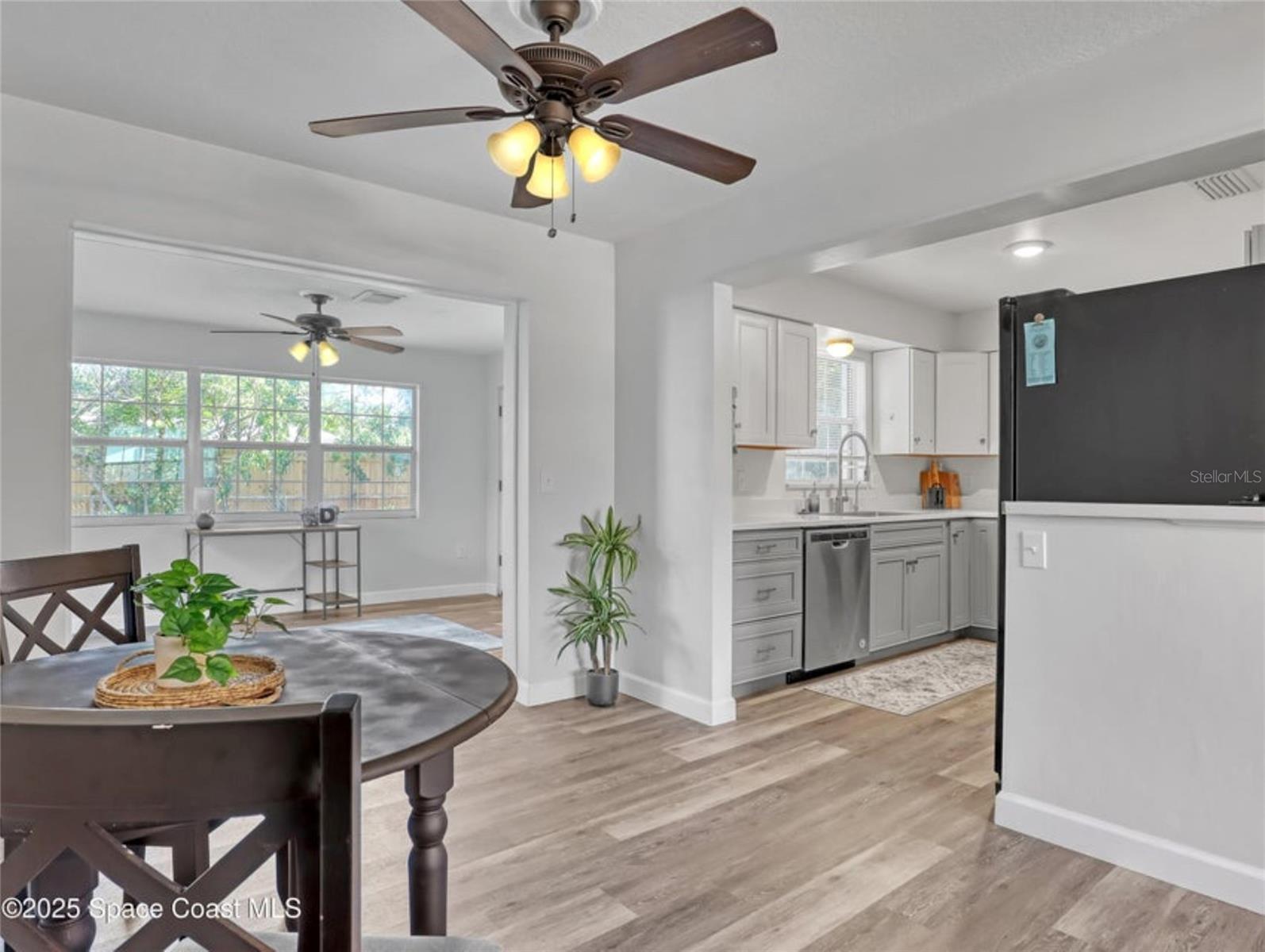 Image 12 of 32 For 4995 Sharlene Drive