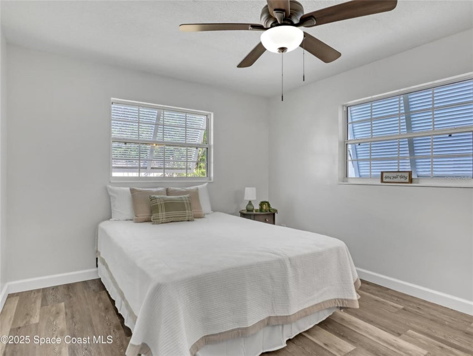 Image 20 of 32 For 4995 Sharlene Drive