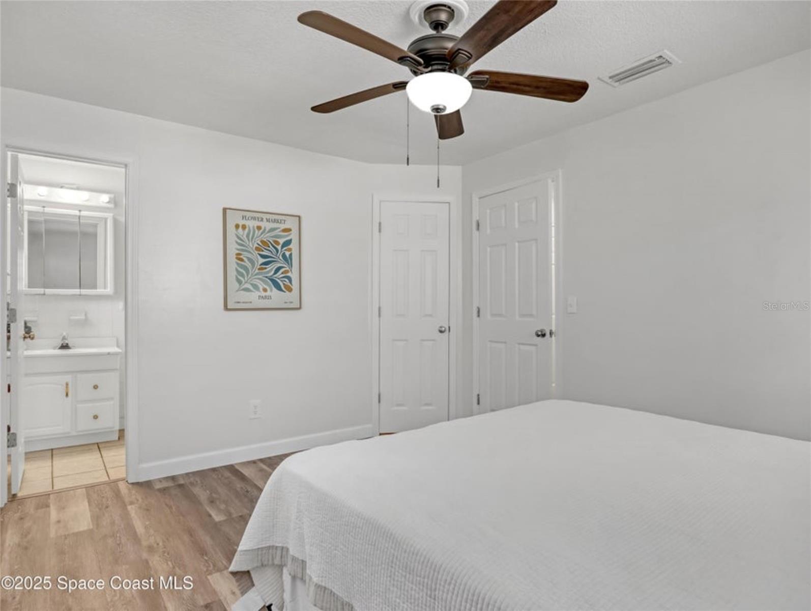 Image 21 of 32 For 4995 Sharlene Drive