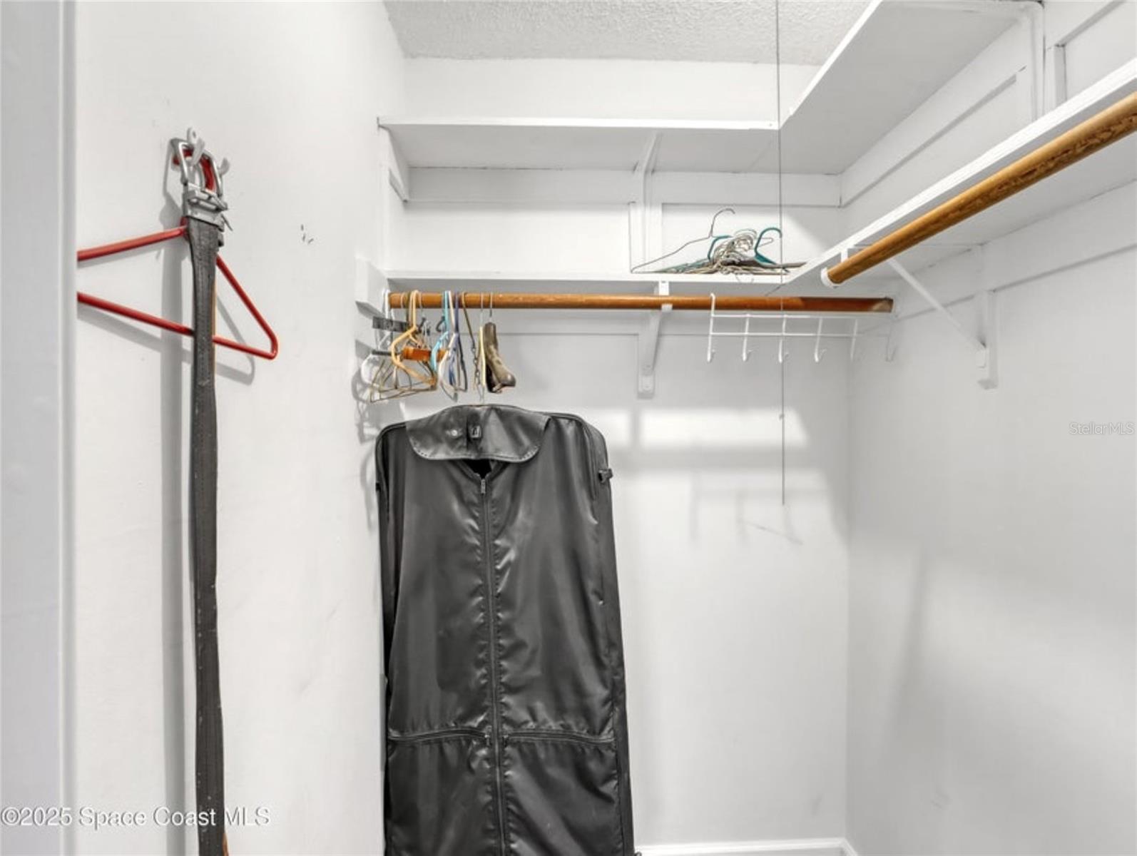 Image 22 of 32 For 4995 Sharlene Drive