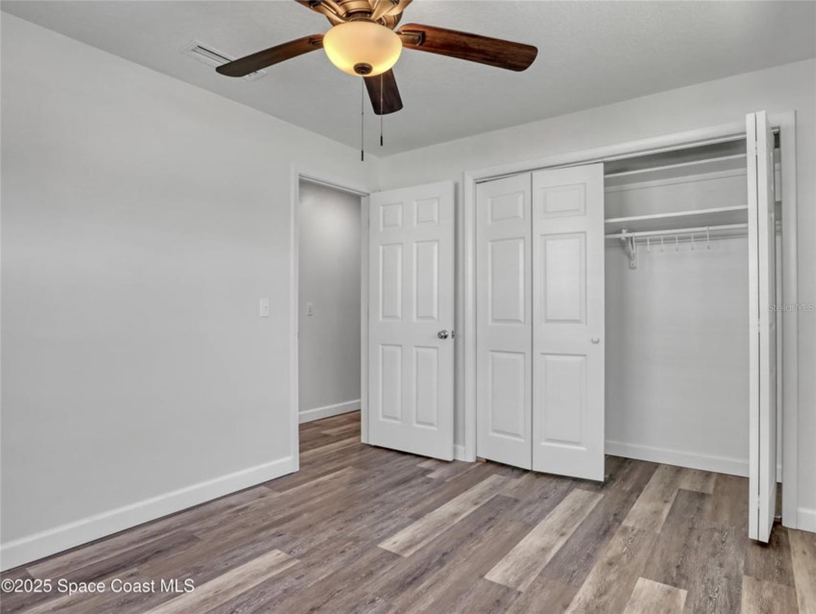 Image 26 of 32 For 4995 Sharlene Drive