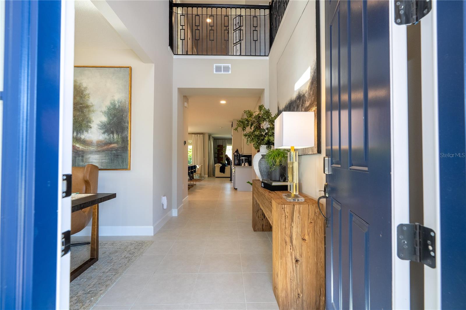 Image 4 of 93 For 702 Pointe Emerson Boulevard