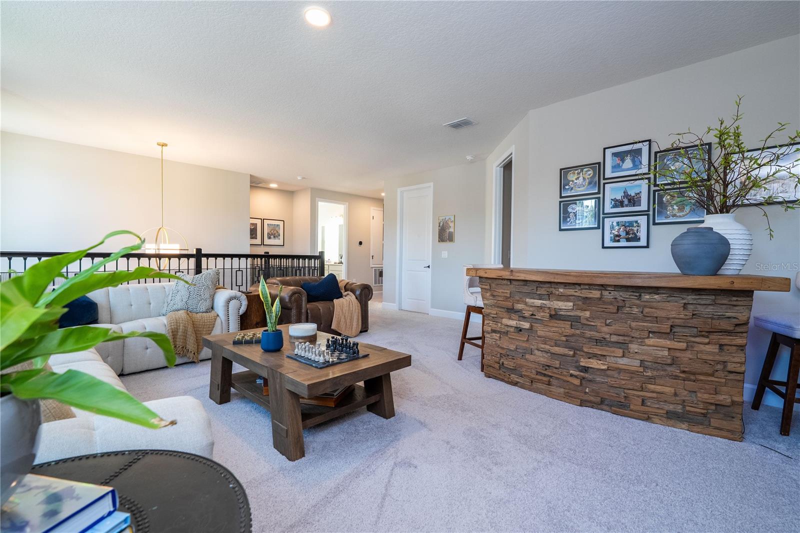 Image 40 of 93 For 702 Pointe Emerson Boulevard