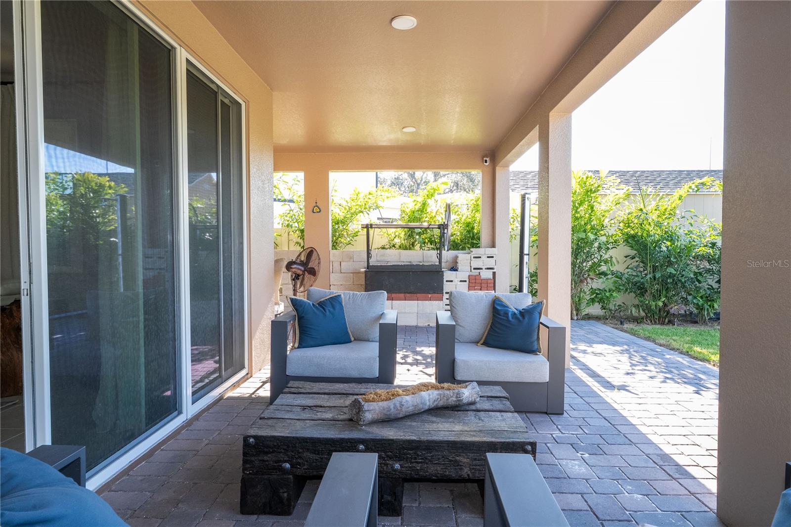 Image 73 of 93 For 702 Pointe Emerson Boulevard