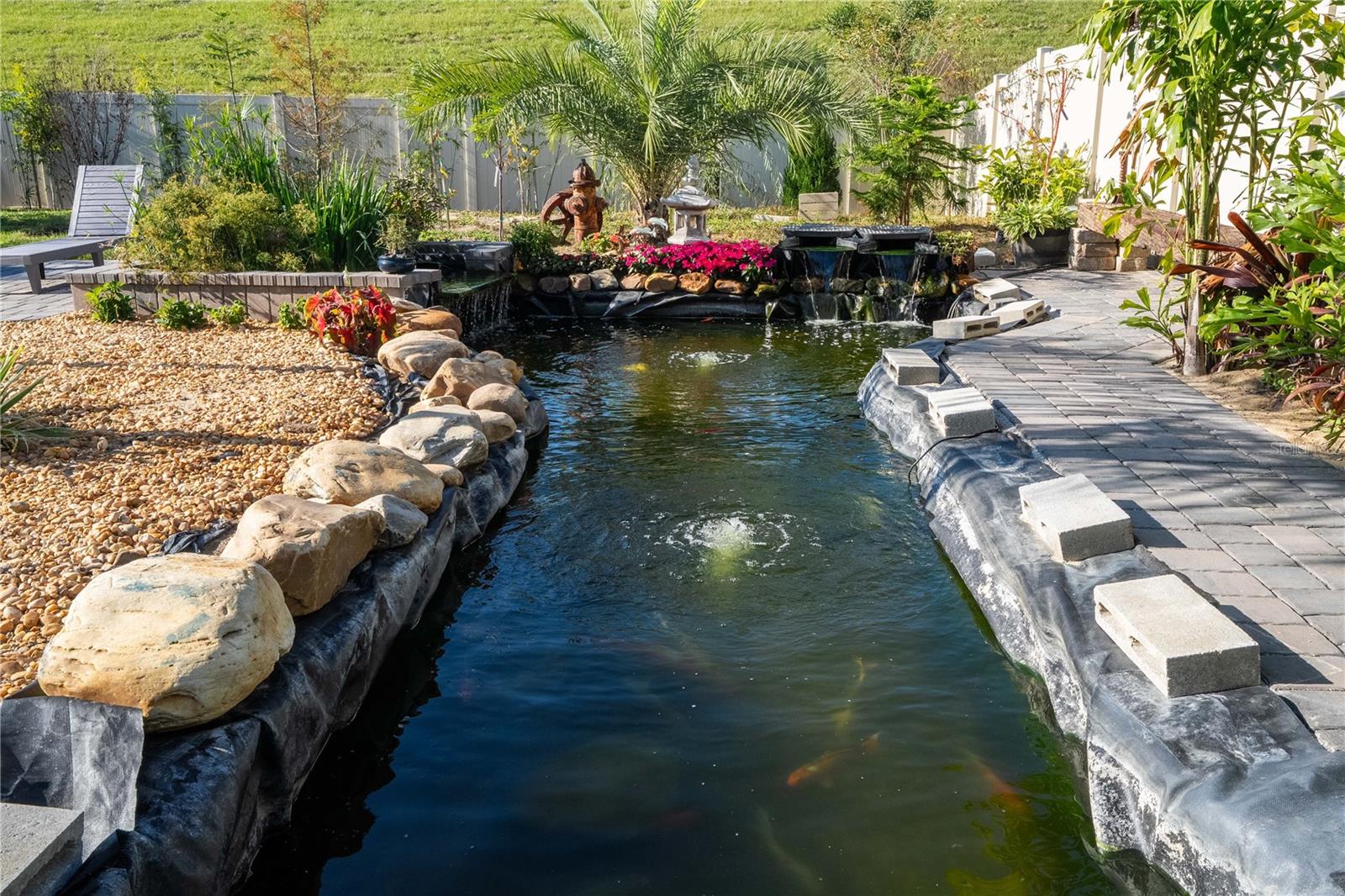 Image 80 of 93 For 702 Pointe Emerson Boulevard