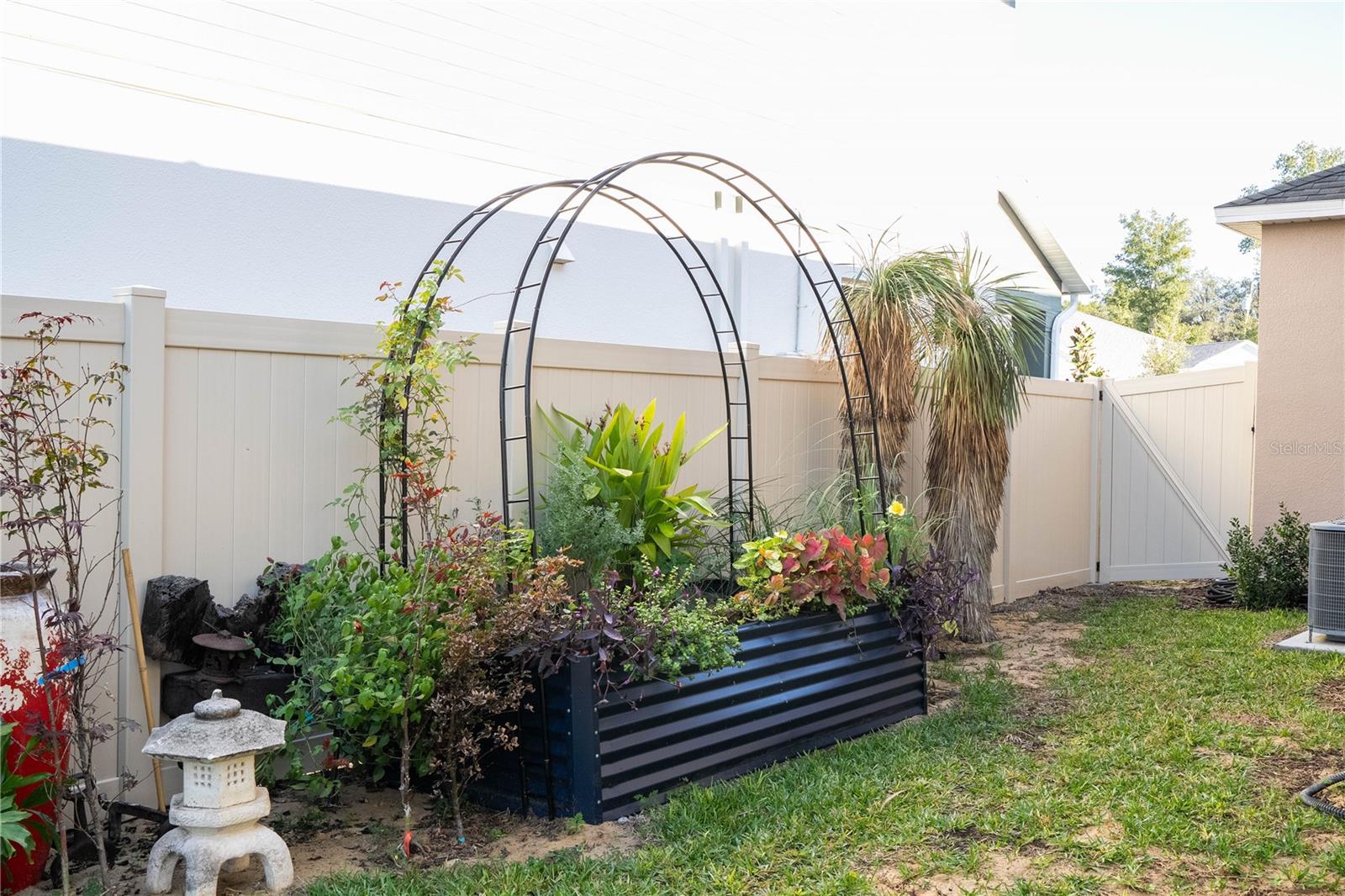 Image 81 of 93 For 702 Pointe Emerson Boulevard