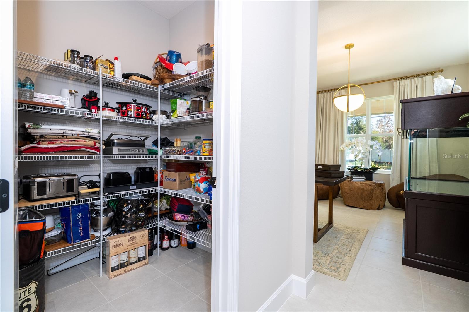 Image 9 of 93 For 702 Pointe Emerson Boulevard