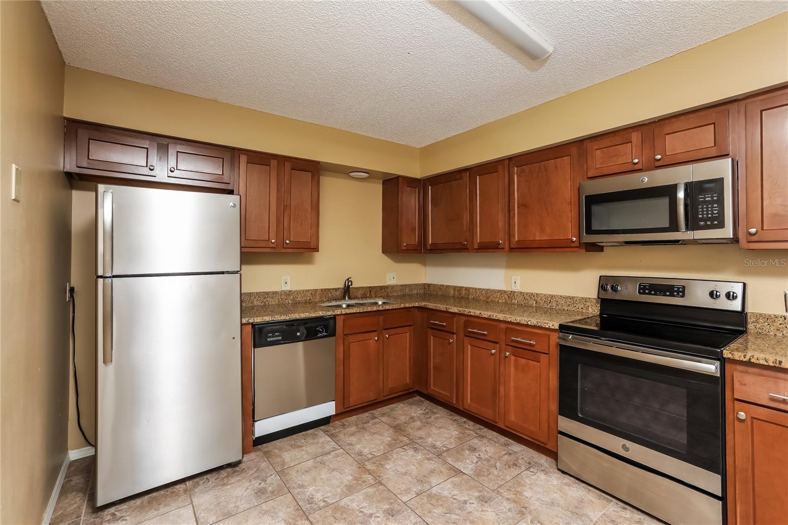 Image 4 of 16 For 441 Sparkman Avenue