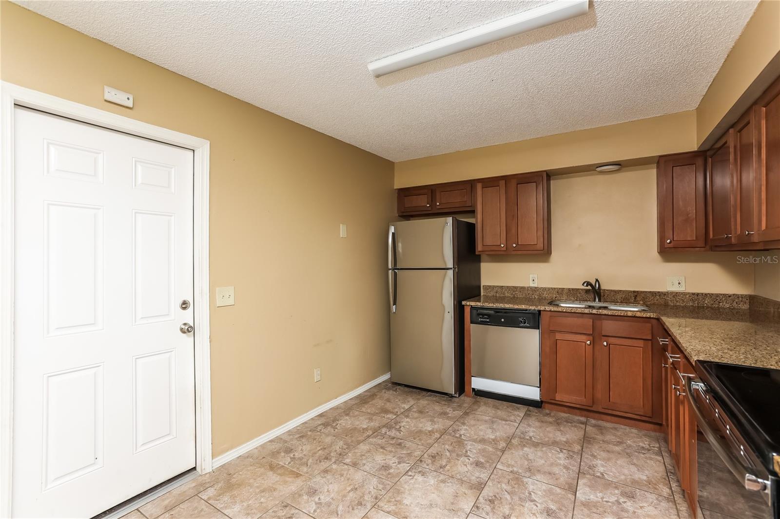 Image 5 of 16 For 441 Sparkman Avenue