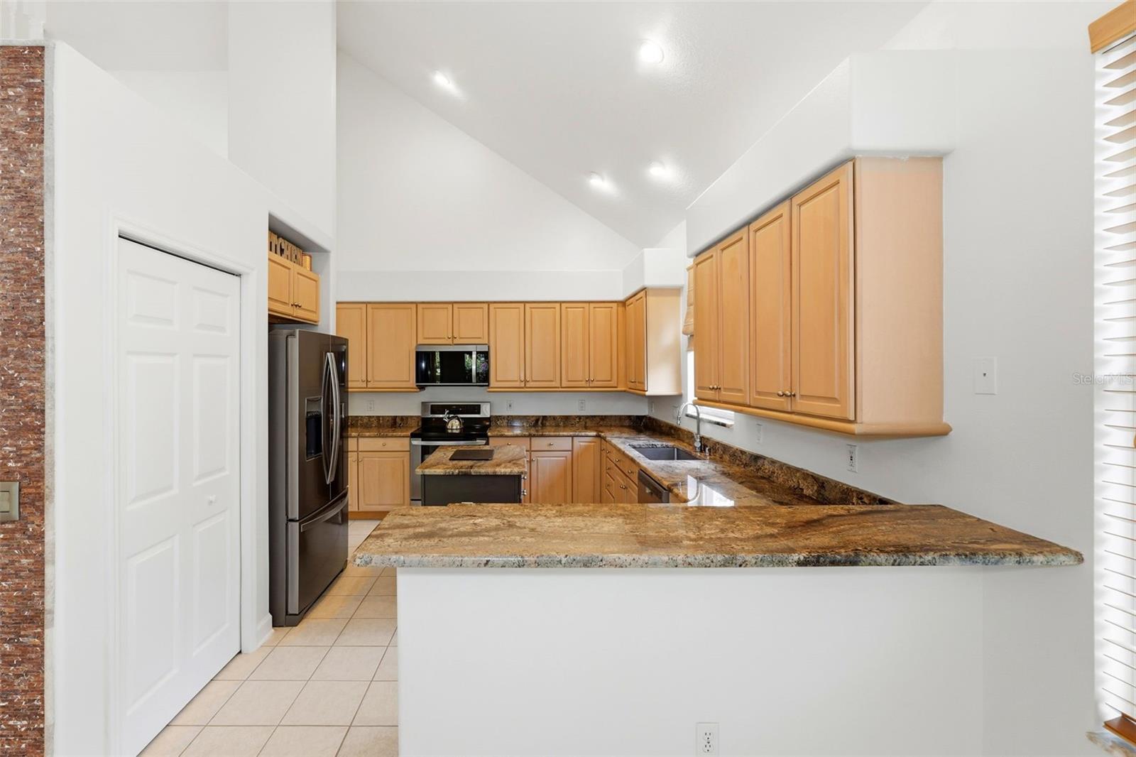 Image 9 of 40 For 7291 Hawksnest Boulevard