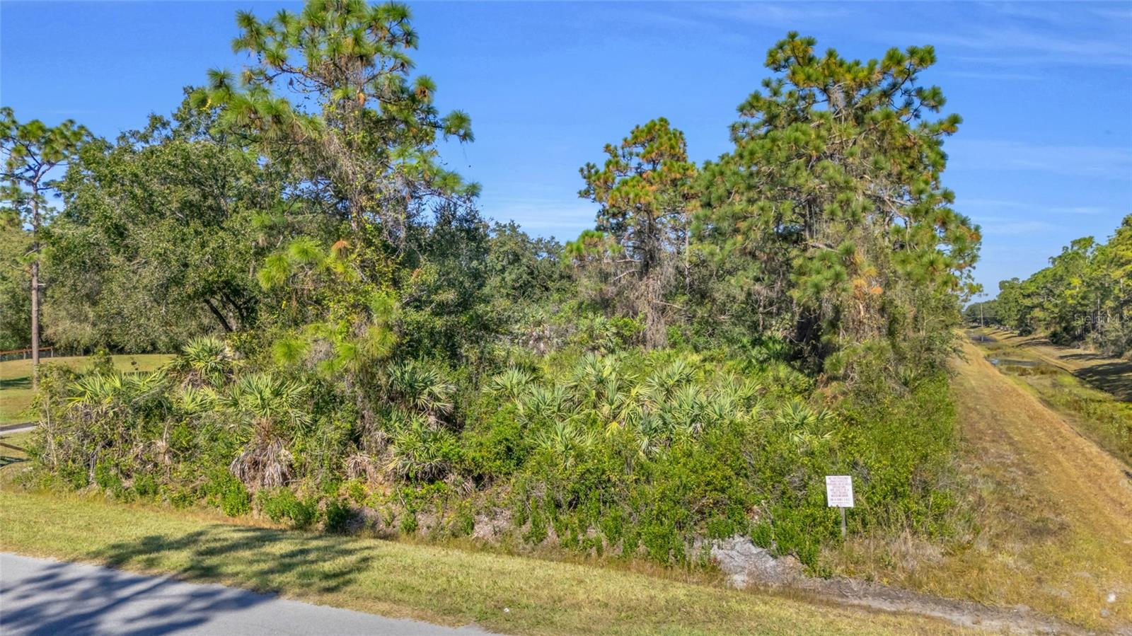 Image 3 of 40 For Quinlan Street