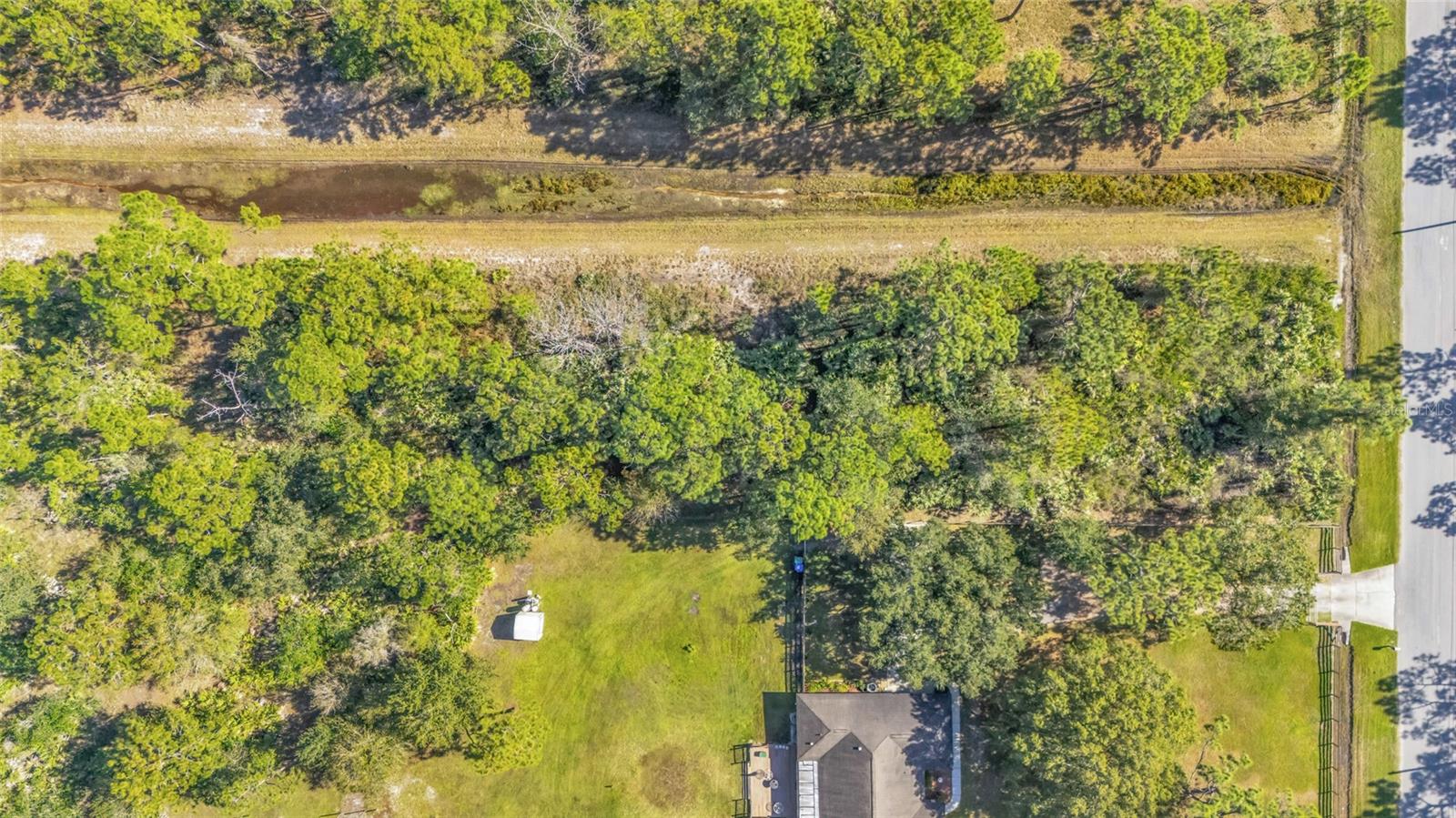 Image 36 of 40 For Quinlan Street