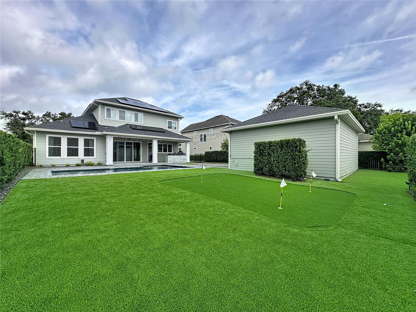 Image 11 of 85 For 144 Clark Street