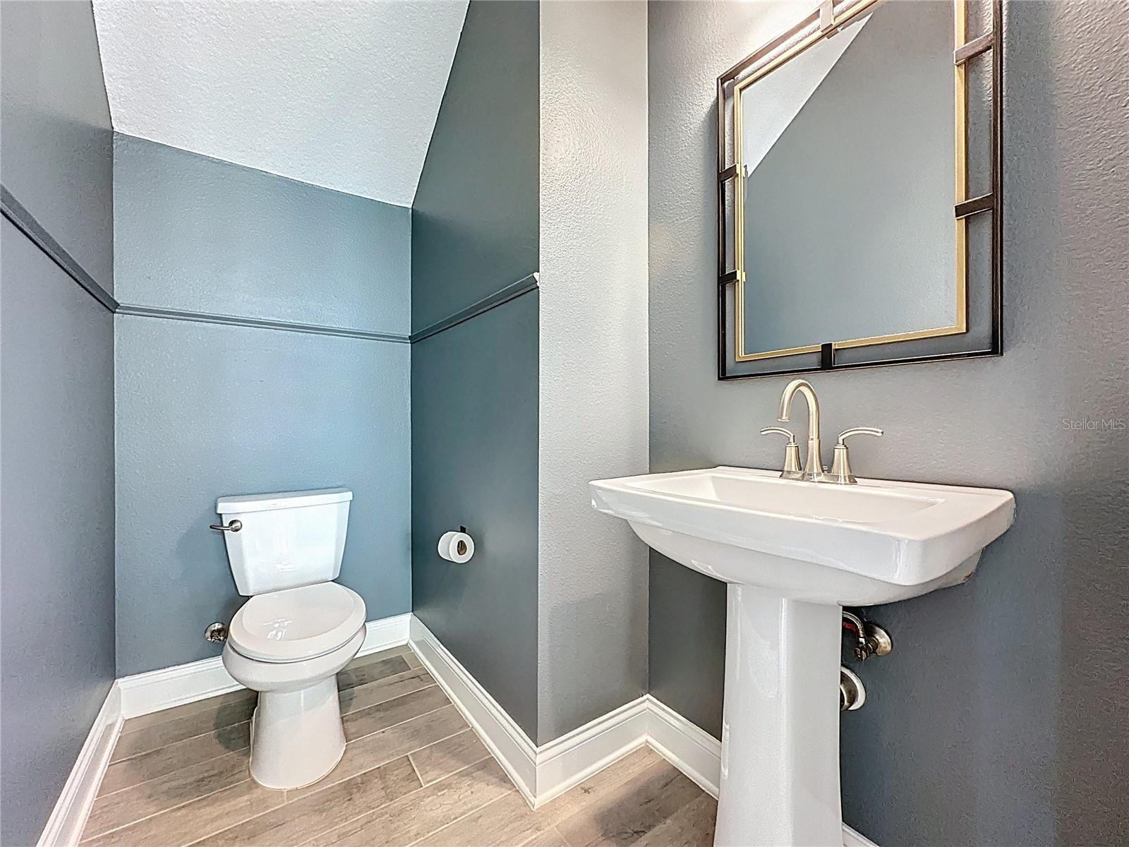 Image 23 of 85 For 144 Clark Street