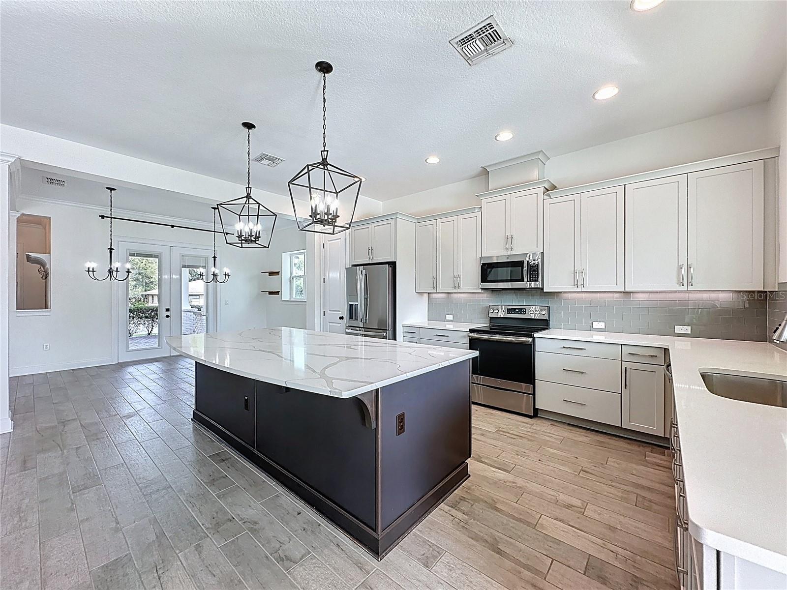 Image 30 of 85 For 144 Clark Street