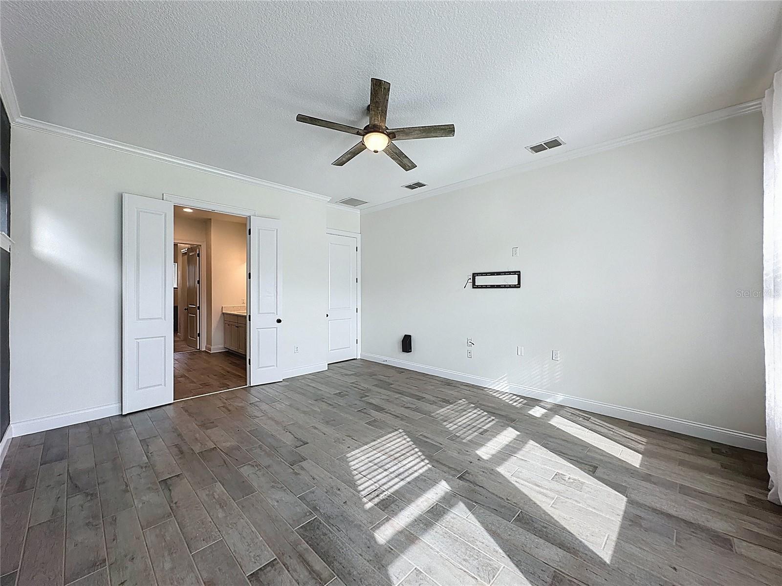 Image 48 of 85 For 144 Clark Street