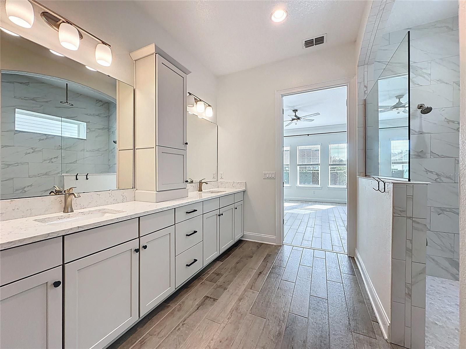 Image 52 of 85 For 144 Clark Street