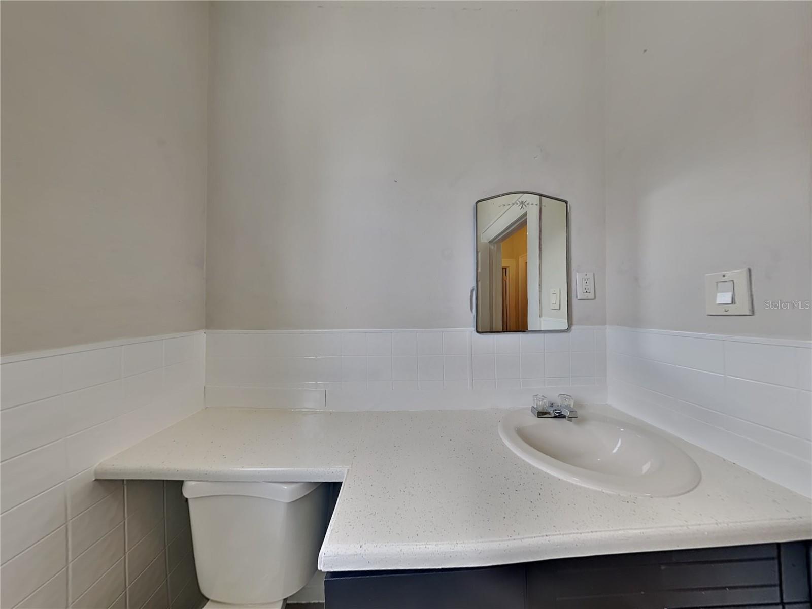 Image 11 of 15 For 1409 Westmoreland Drive