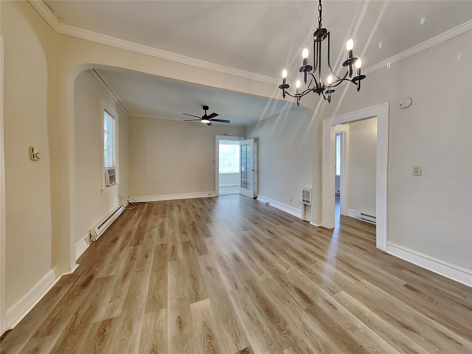 Image 3 of 15 For 1409 Westmoreland Drive