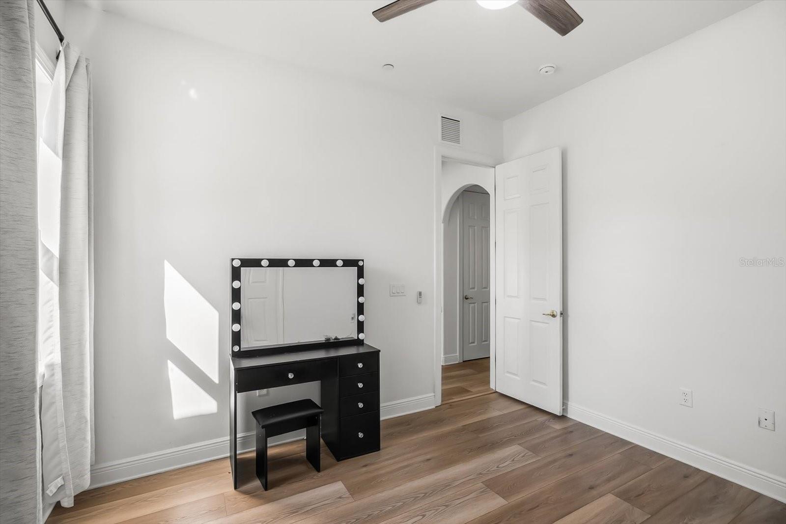 Image 33 of 46 For 17117 Heartwood Loop